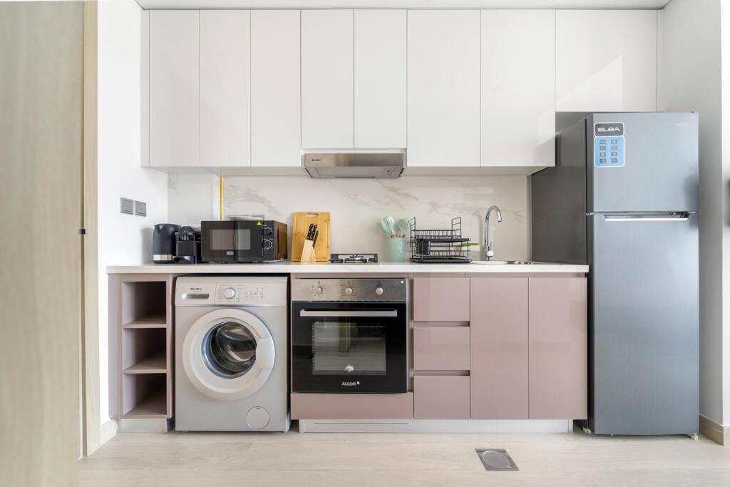 Modern Studio Apartment In Meydan One, Close To Downtown & Dubai Mall * Dubai