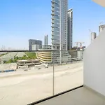 Modern Studio Apartment In Meydan One, Close To Downtown & Dubai Mall