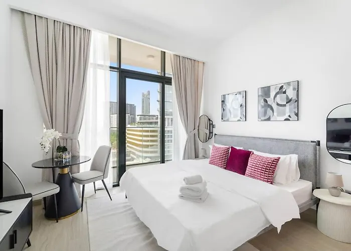 Modern Studio Apartment In Meydan One, Close To Downtown & Dubai Mall
